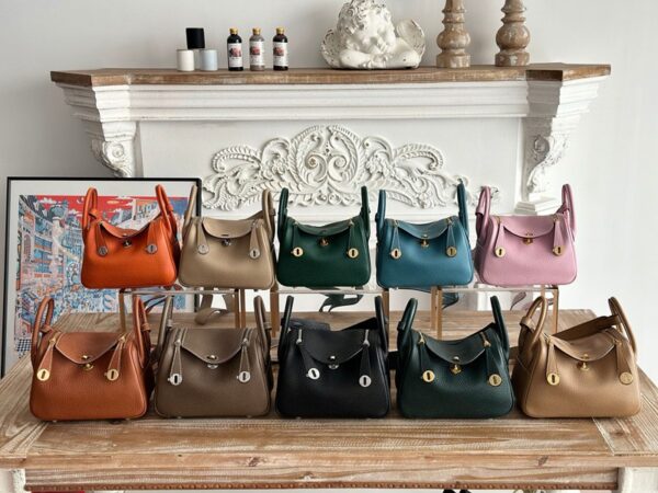 Hermes Lindy Mini 19cm Bag Taurillon Clemence Leather