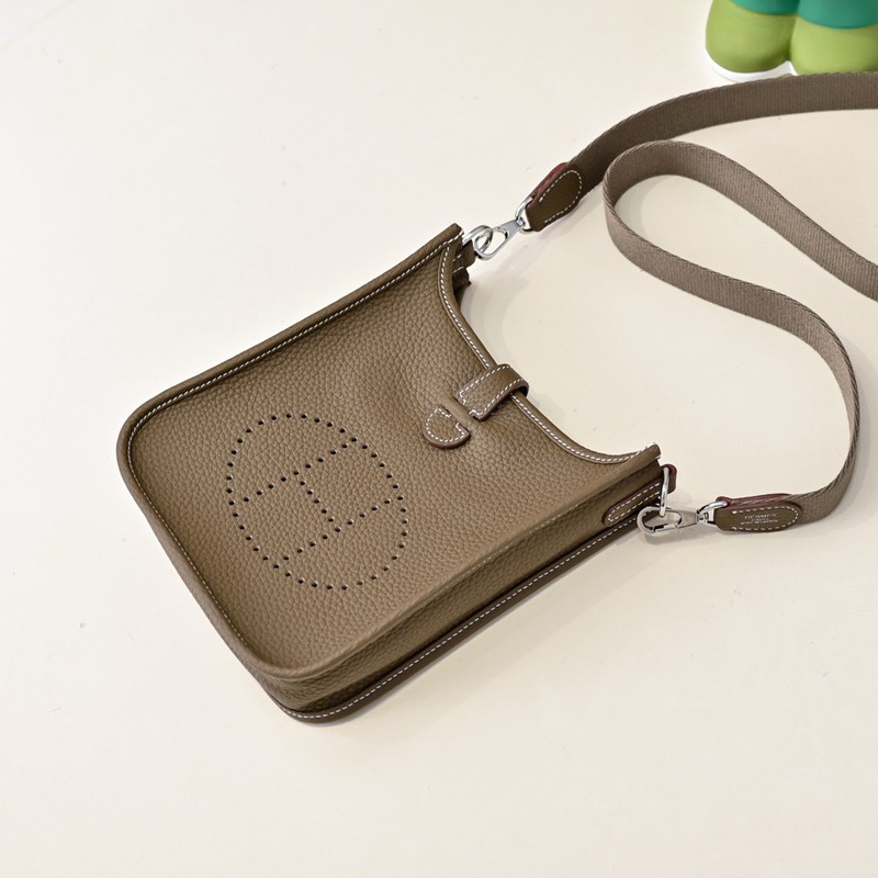 Hermes Evelyne Mini 17cm Bag TC Clemence Leather