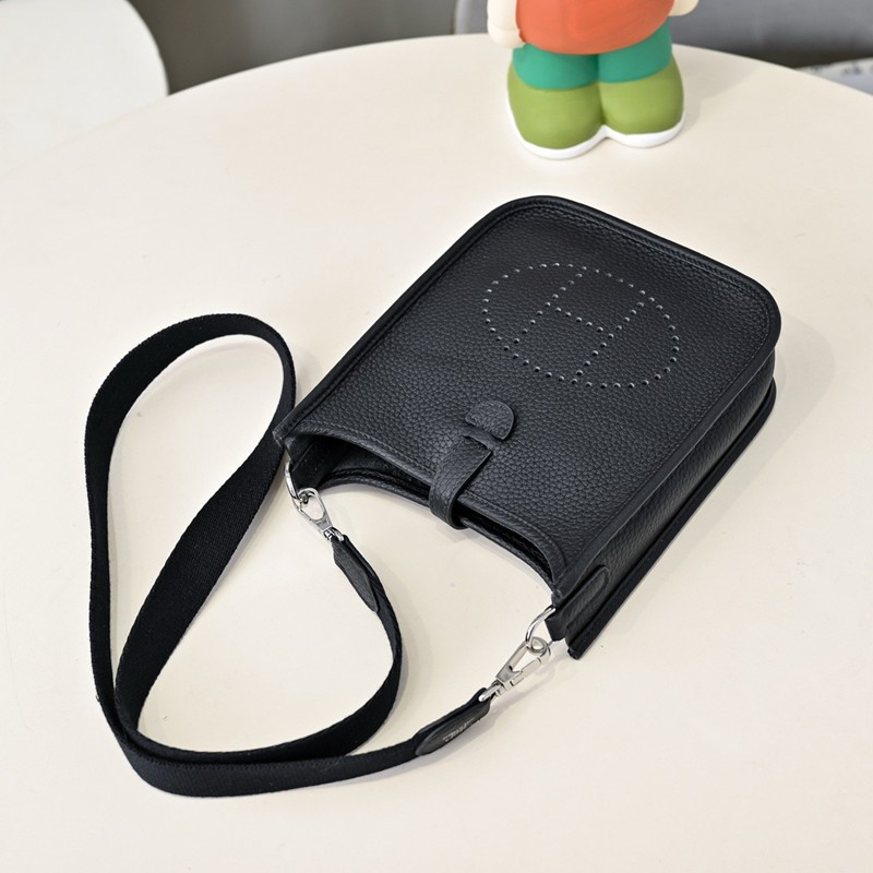 Hermes Evelyne Mini 17cm Bag TC Clemence Leather