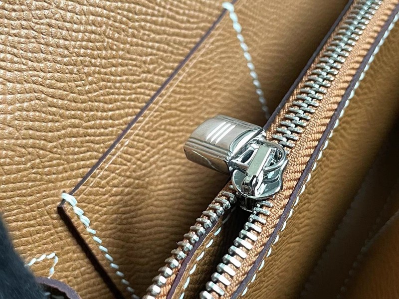 Hermes Kelly To Go Wallet Bag