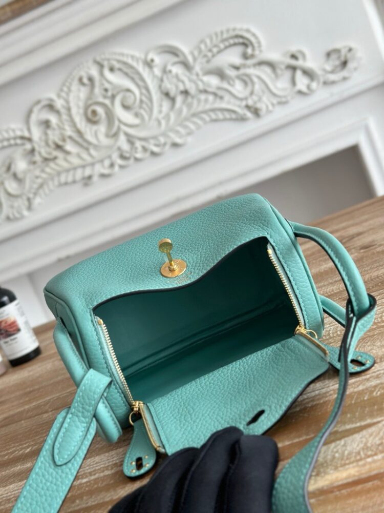 Hermes Lindy Mini 19cm Bag Taurillon Clemence Leather
