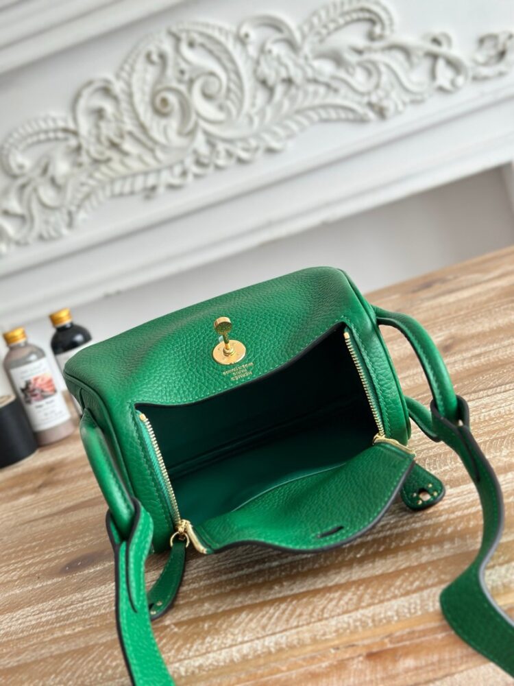 Hermes Lindy Mini 19cm Bag Taurillon Clemence Leather