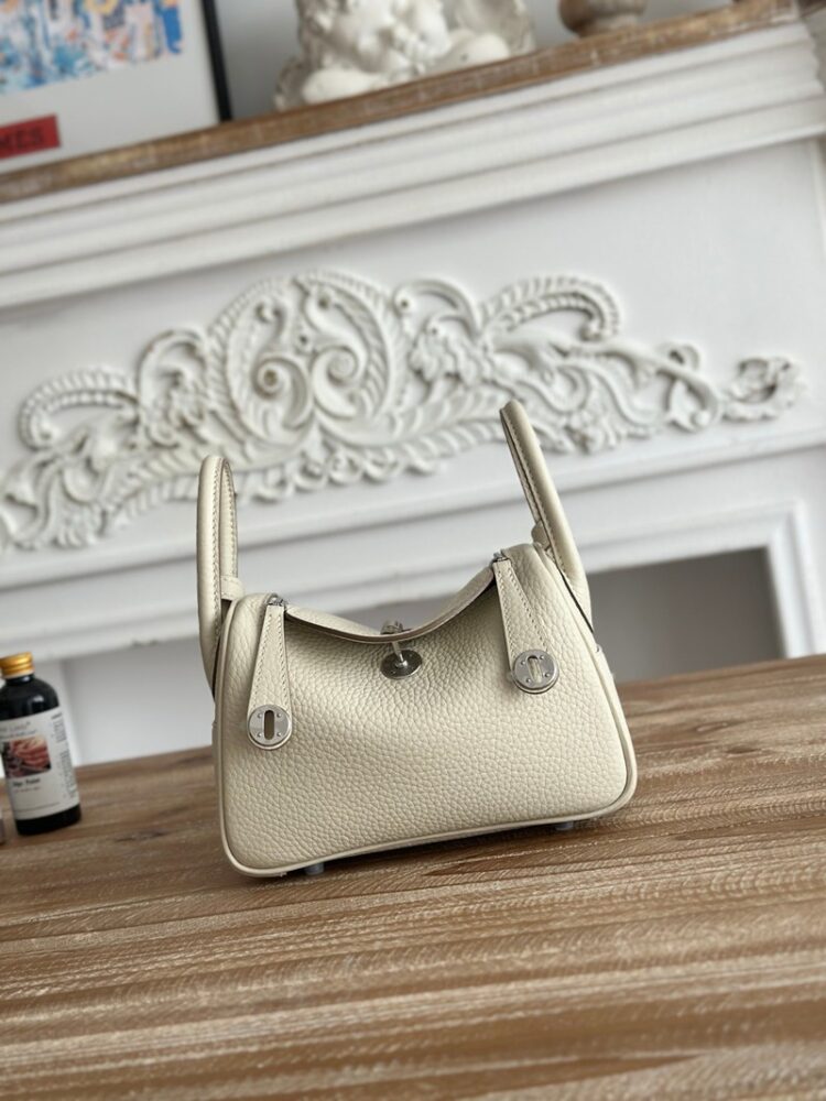 Hermes Lindy Mini 19cm Bag Taurillon Clemence Leather