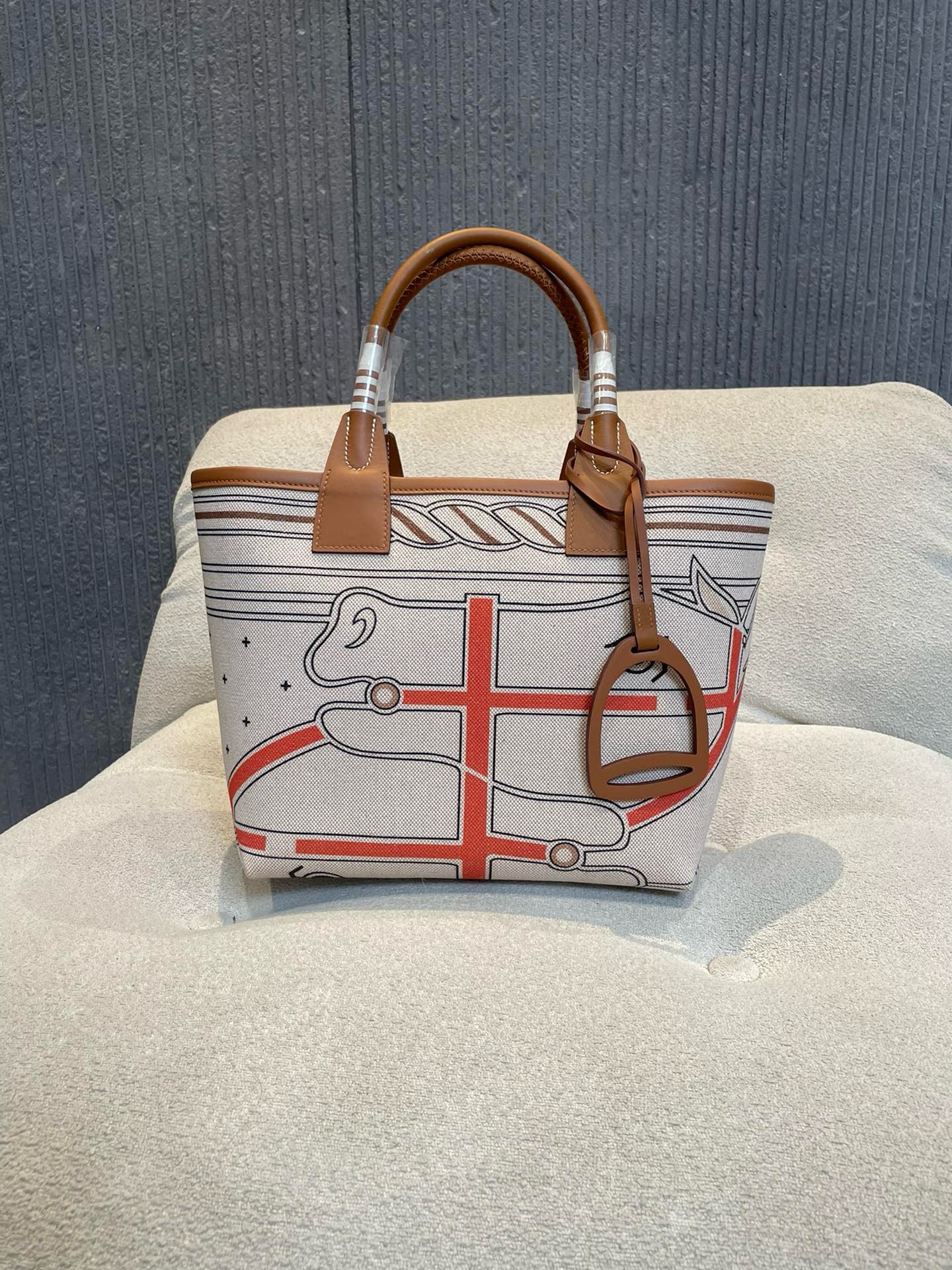 Hermes Steeple 25 Bag 01