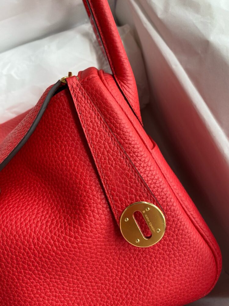 Hermes Lindy 26cm Bag Original Taurillon Clemence Leather