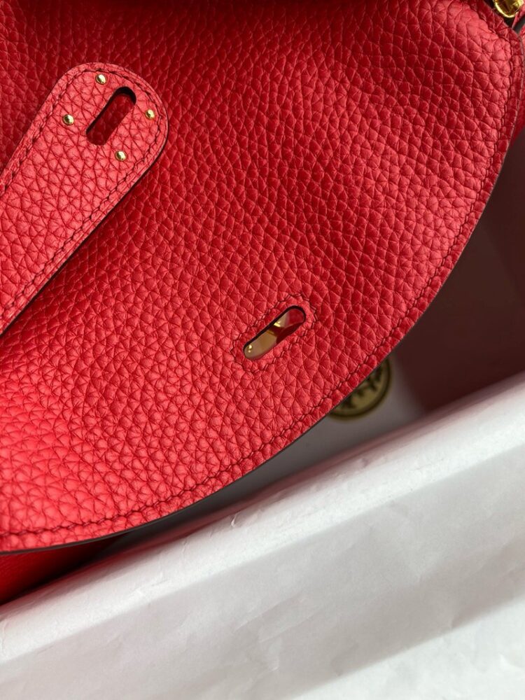 Hermes Lindy 26cm Bag Original Taurillon Clemence Leather