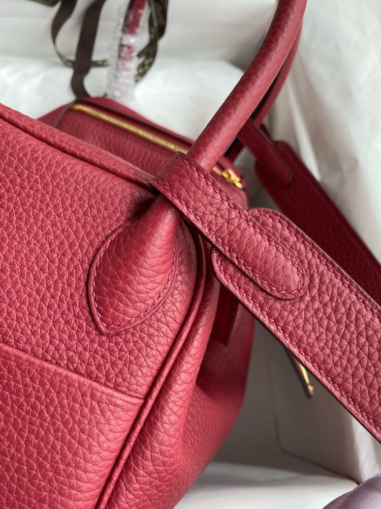 Hermes Lindy 26cm Bag Original Taurillon Clemence Leather
