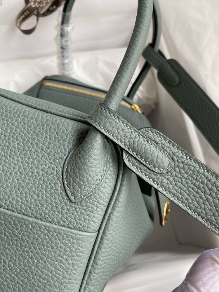 Hermes Lindy 26cm Bag Original Taurillon Clemence Leather
