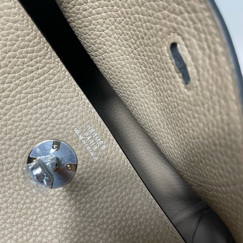 Hermes Lindy 26 30 Bag Original Taurillon Clemence Leather