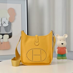 Hermes Evelyne 29cm Bag Taurillon Clemence Leather 02
