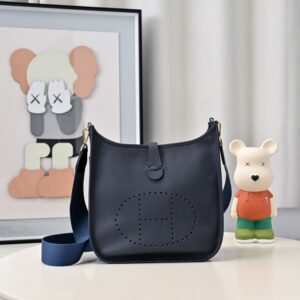 Hermes Evelyne 29cm Bag Taurillon Clemence Leather 04