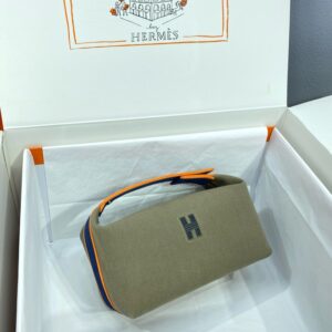 Hermes Trousse Bride-A-Brace Case 22