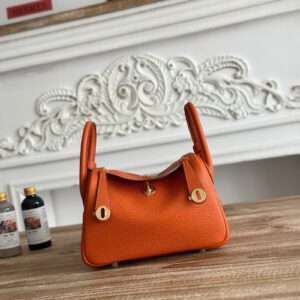 Hermes Lindy Mini 19cm Bag Taurillon Clemence Leather 36