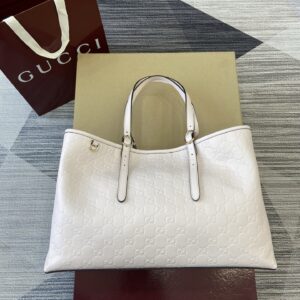 Gucci 815213