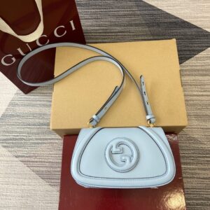 Gucci 815700