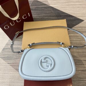 Gucci 815716