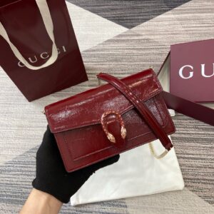 Gucci 837374