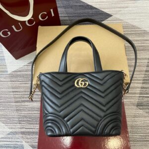 Gucci 847386