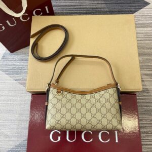 Gucci 847450