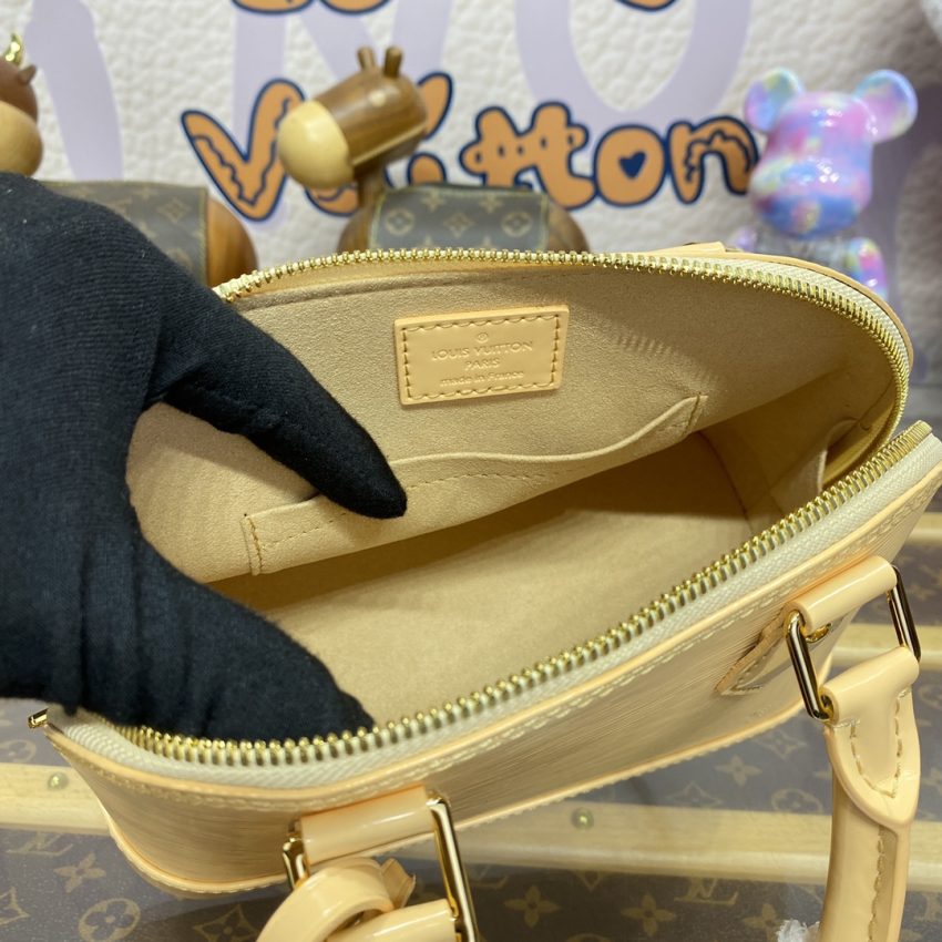 Top Quality LV Alma Bb Apricot