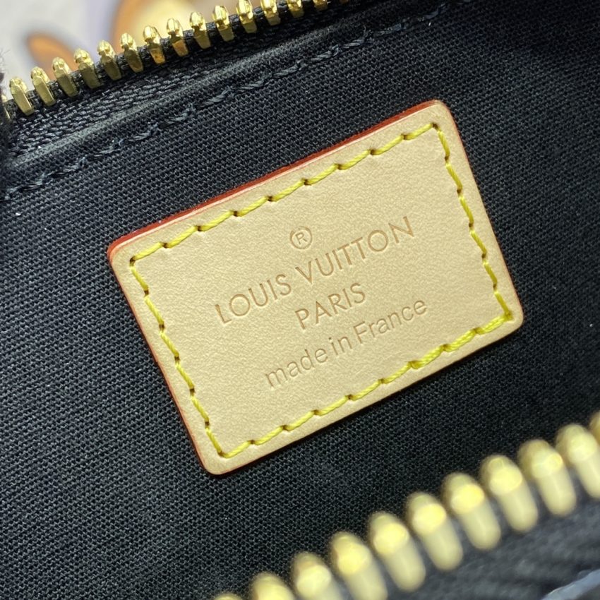 Top Quality LV Alma Bb Black Patent