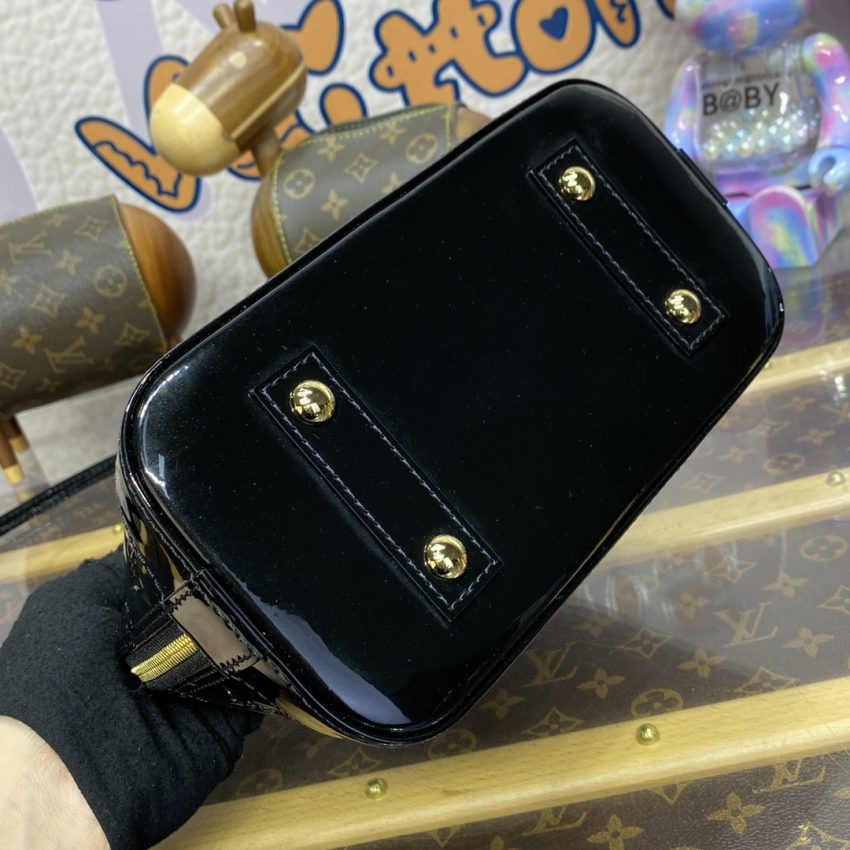 Top Quality LV Alma Bb Black Patent