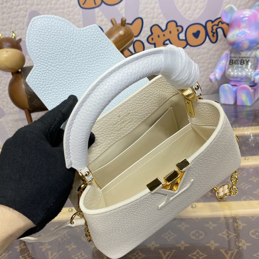 Top Quality LV Capucines Beige Blue