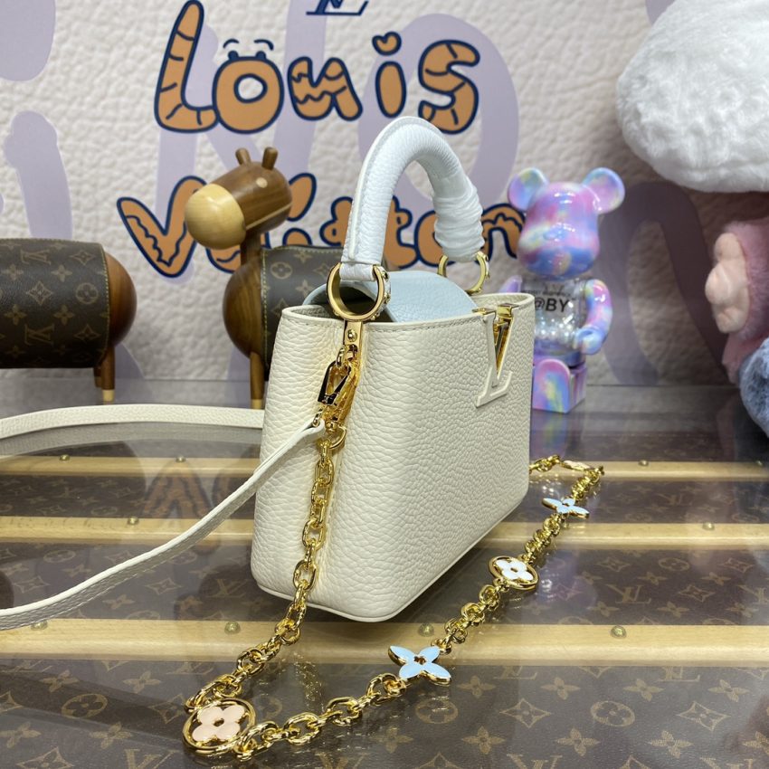 Top Quality LV Capucines Beige Blue