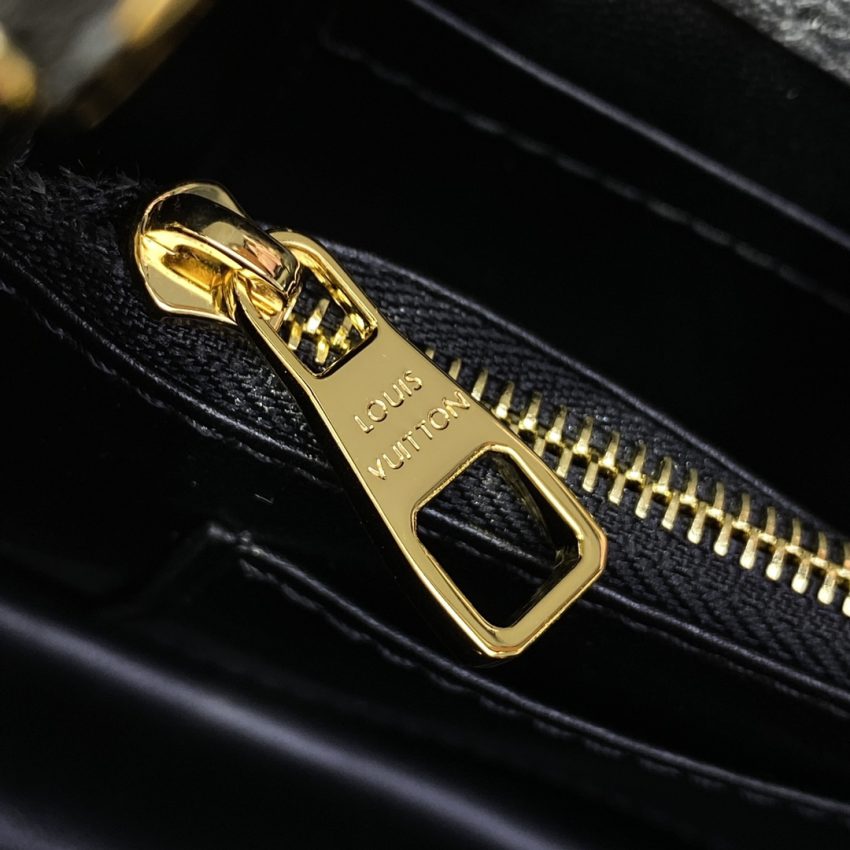 Top Quality LV Capucines East West Black