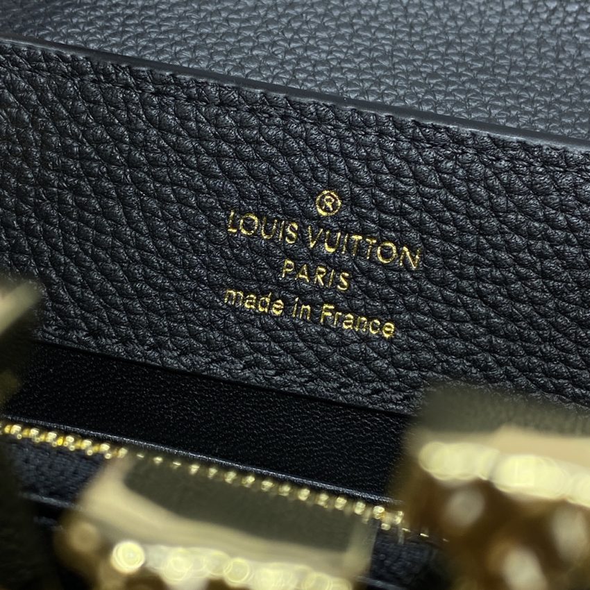 Top Quality LV Capucines East West Black