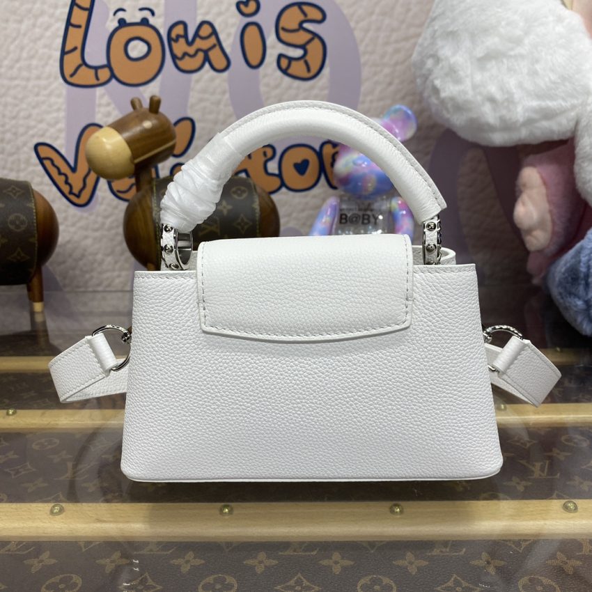 Top Quality LV Capucines East West White