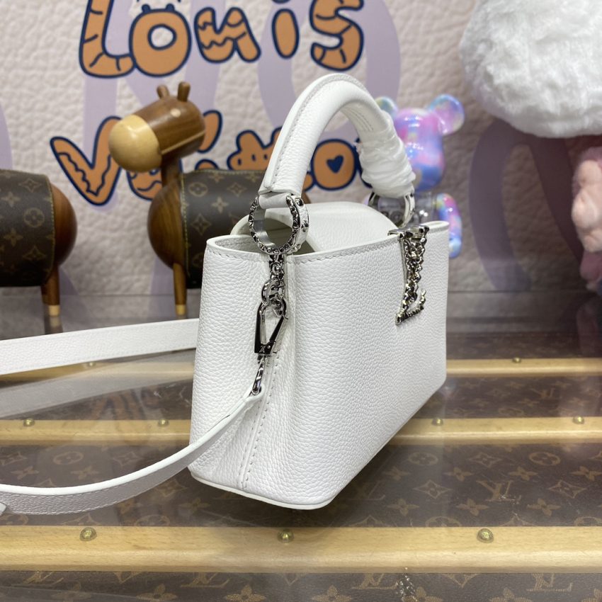 Top Quality LV Capucines East West White