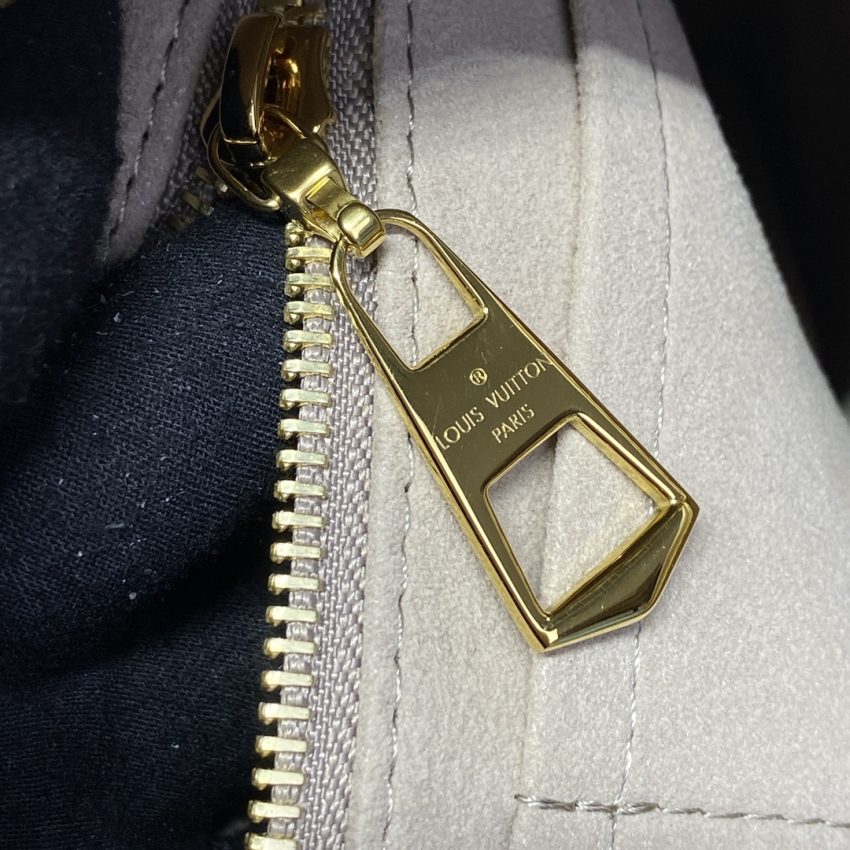 Top Quality LV Carry All Beige