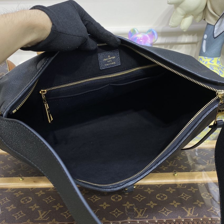 Top Quality LV Carry All Black