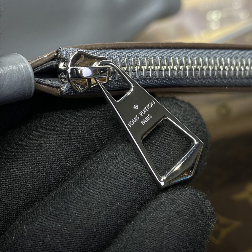 Top Quality LV Carry All MM Silver