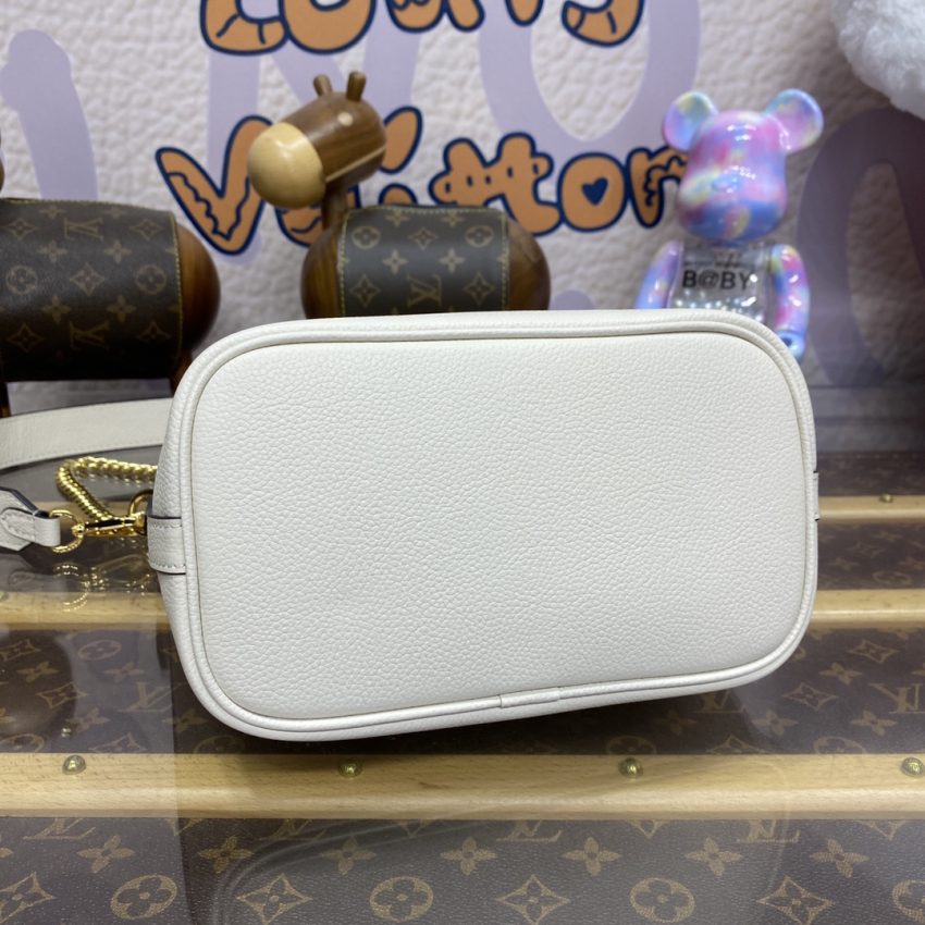 Top Quality LV Lock And Walk Beige