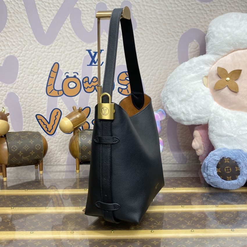 Top Quality LV Low Key Hobo Black