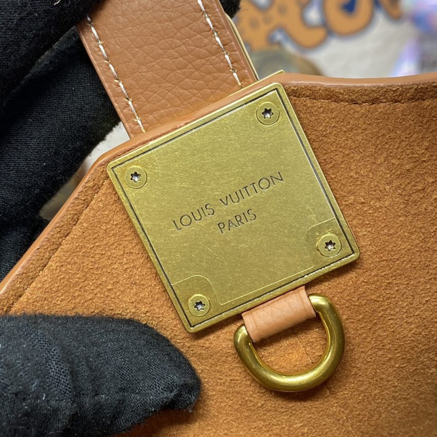 Top Quality LV Low Key Hobo Brown