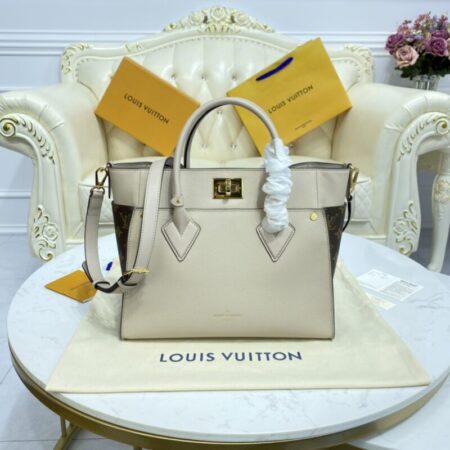 Top Quality LV On My Side White