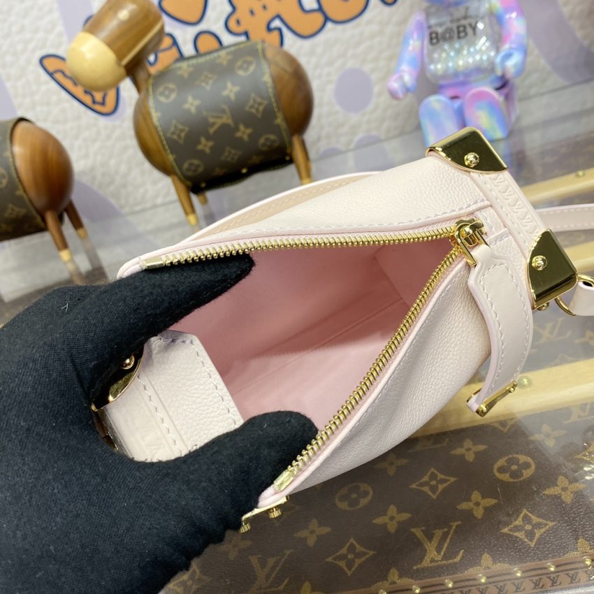 Top Quality LV Side Trunk Pure Beige