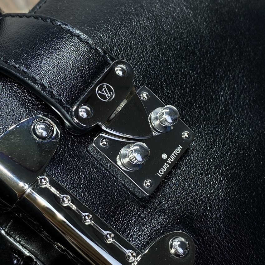 Top Quality LV Slim Trunk Black