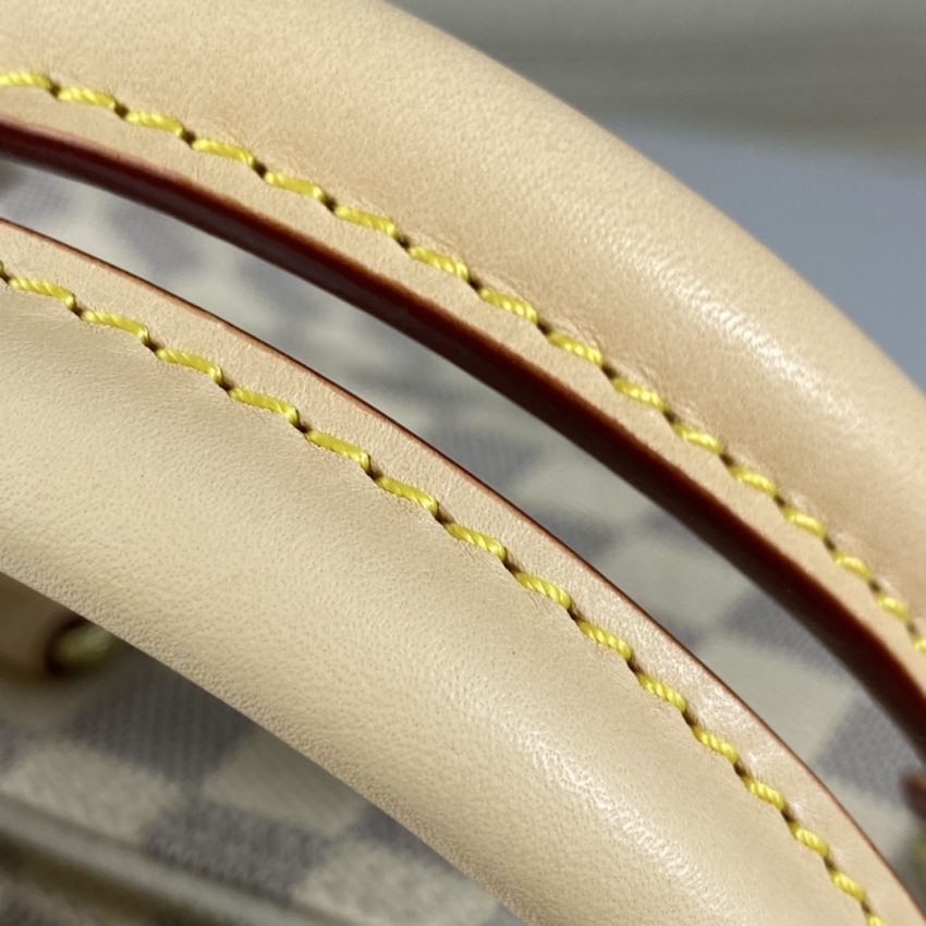 Top Quality LV Speedy White Grid