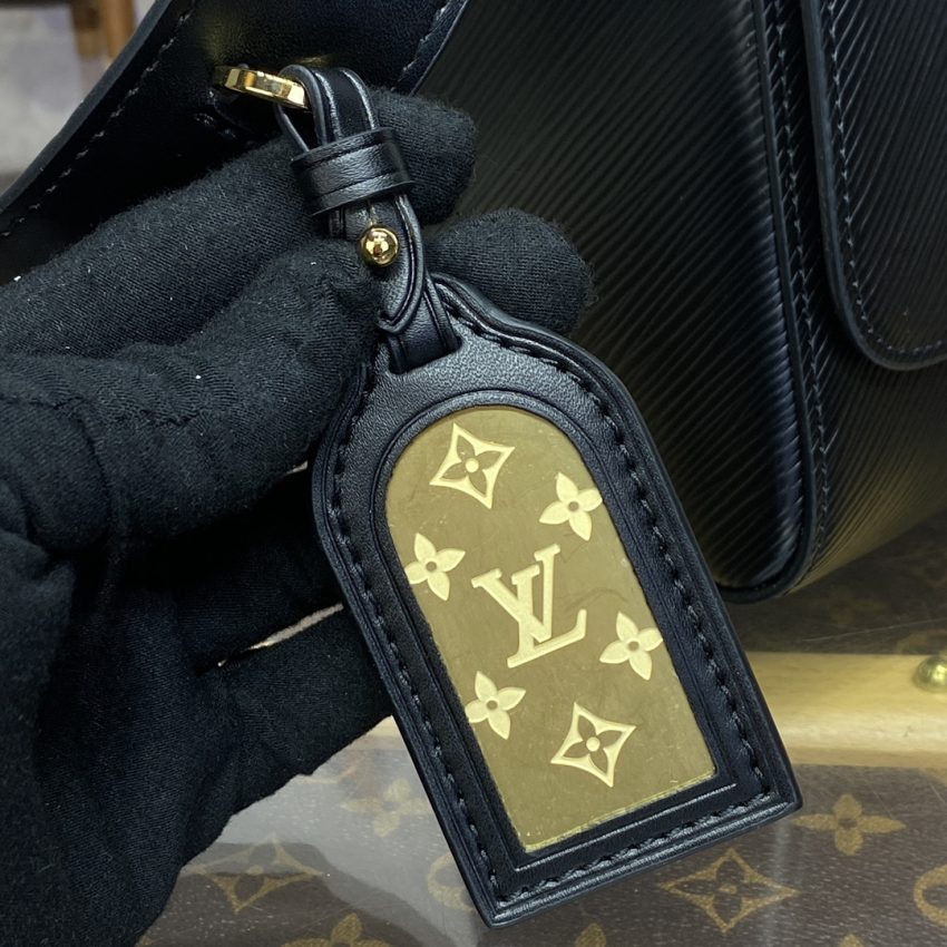 Top Quality LV Twist Black With Strap