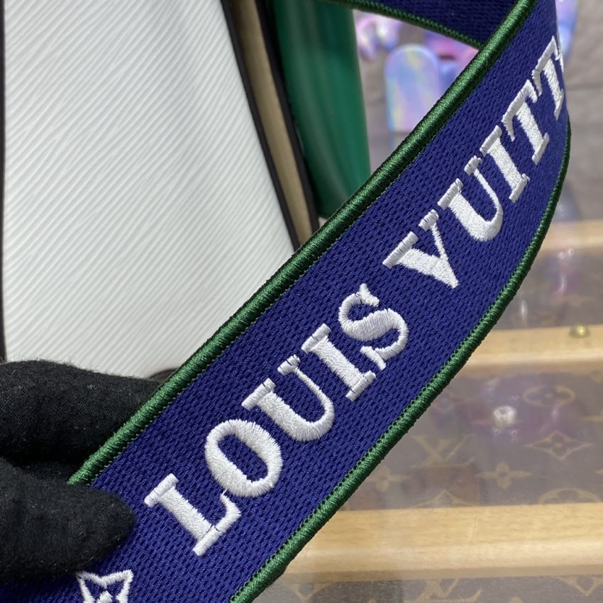 Top Quality LV Twist White Handle