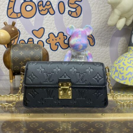 Top Quality LV Wallet On Chain Metis Black