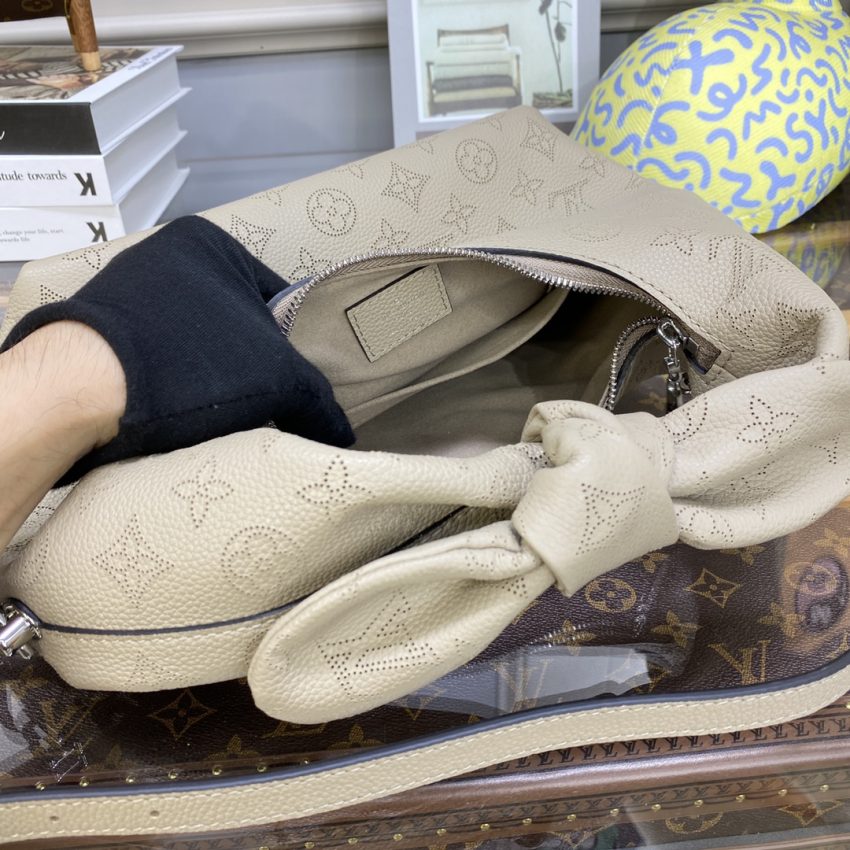 Top Quality LV Why Knot Beige