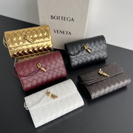Top Quality BV Andiamo Clutch Wallet