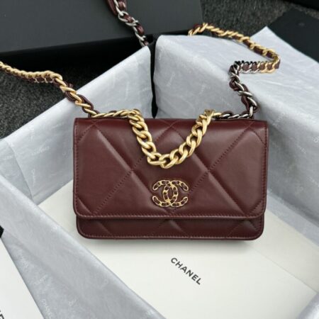Top Quality Chanel 19 Wallet on Chain