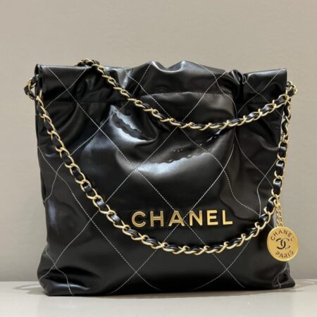 Top Quality Chanel 22 Medium Handbag Black