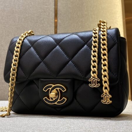 Top Quality Chanel 22P Enamel Bag